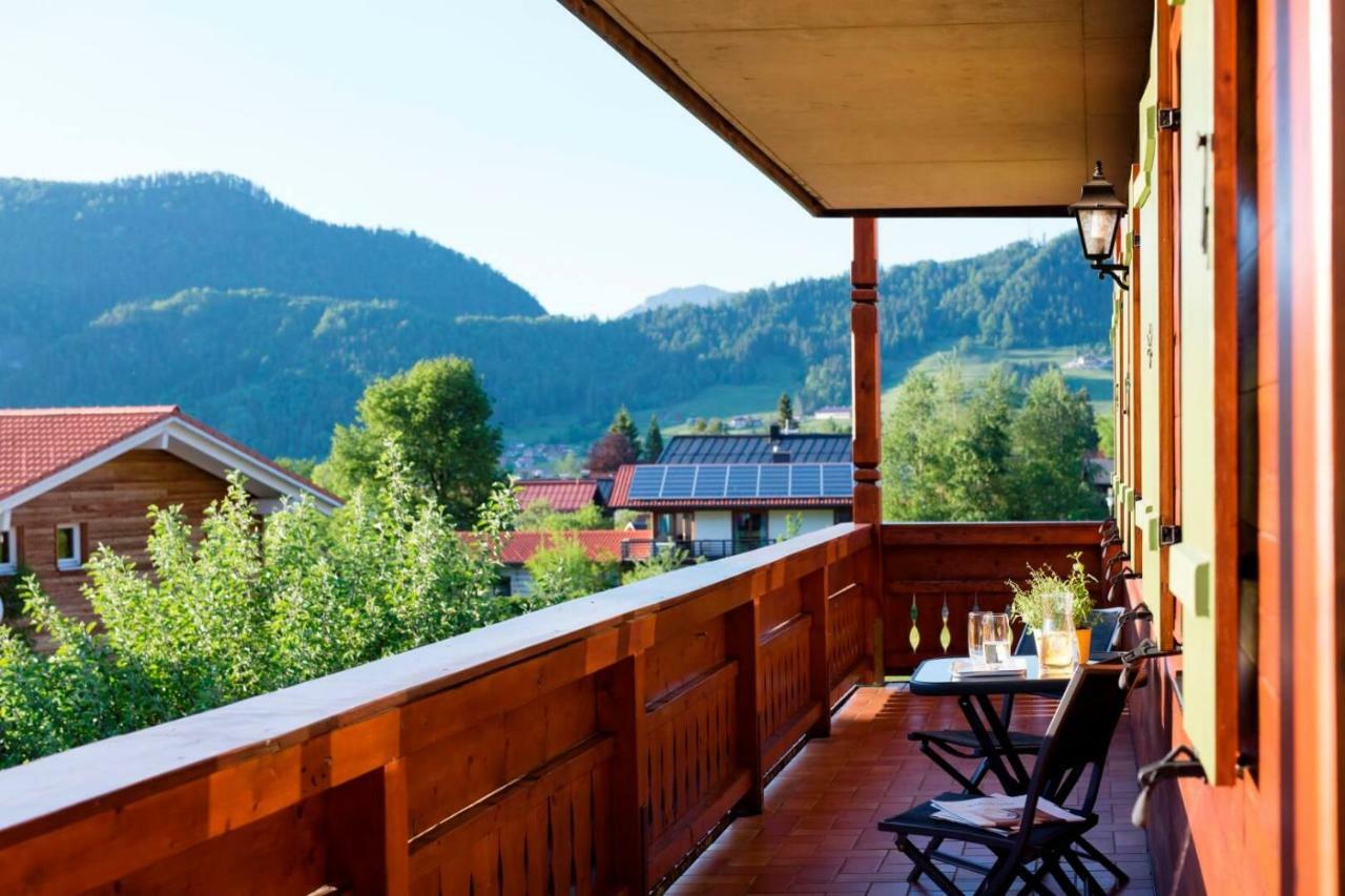 Komfort Ferienwohnungen Reit Im Winkl - Haus Davis Bilik gambar