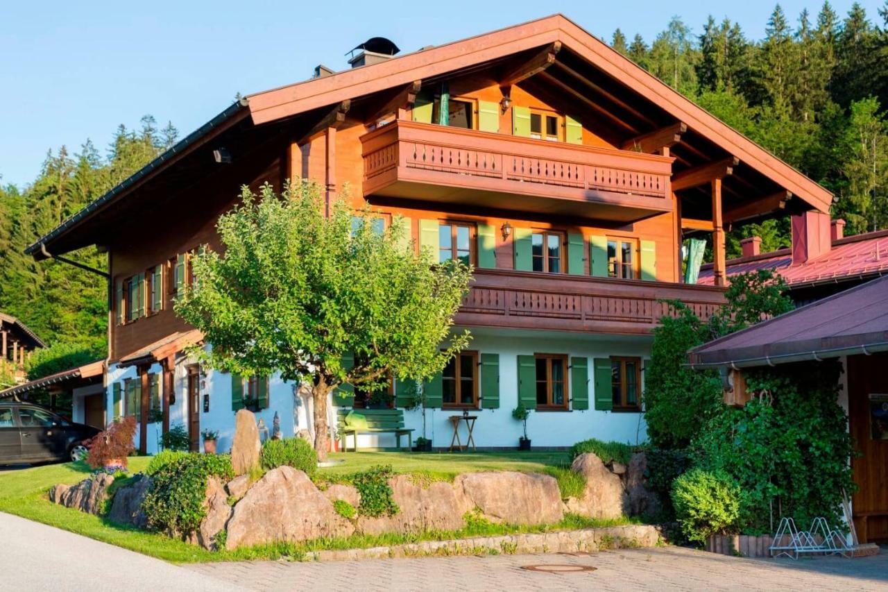 Komfort Ferienwohnungen Reit Im Winkl - Haus Davis Luaran gambar