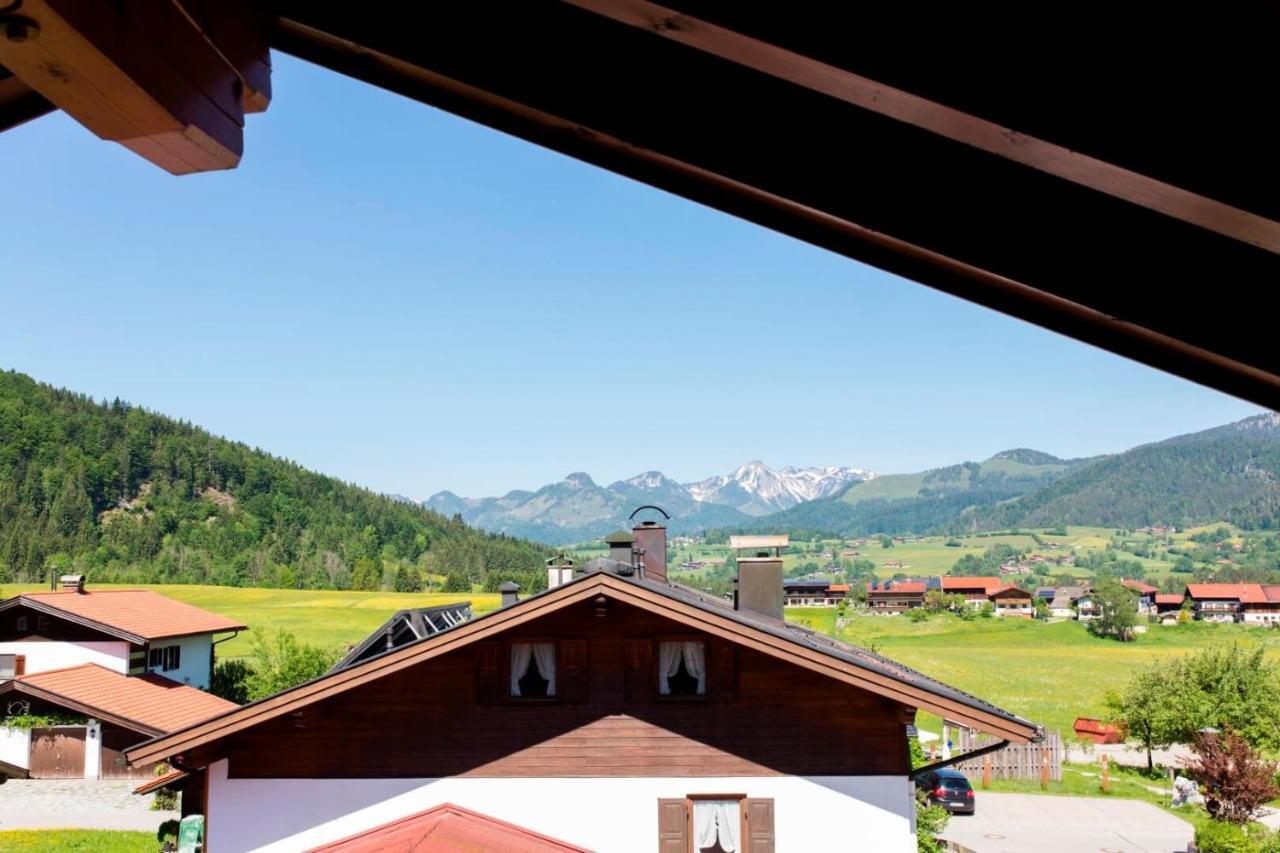 Komfort Ferienwohnungen Reit Im Winkl - Haus Davis Luaran gambar